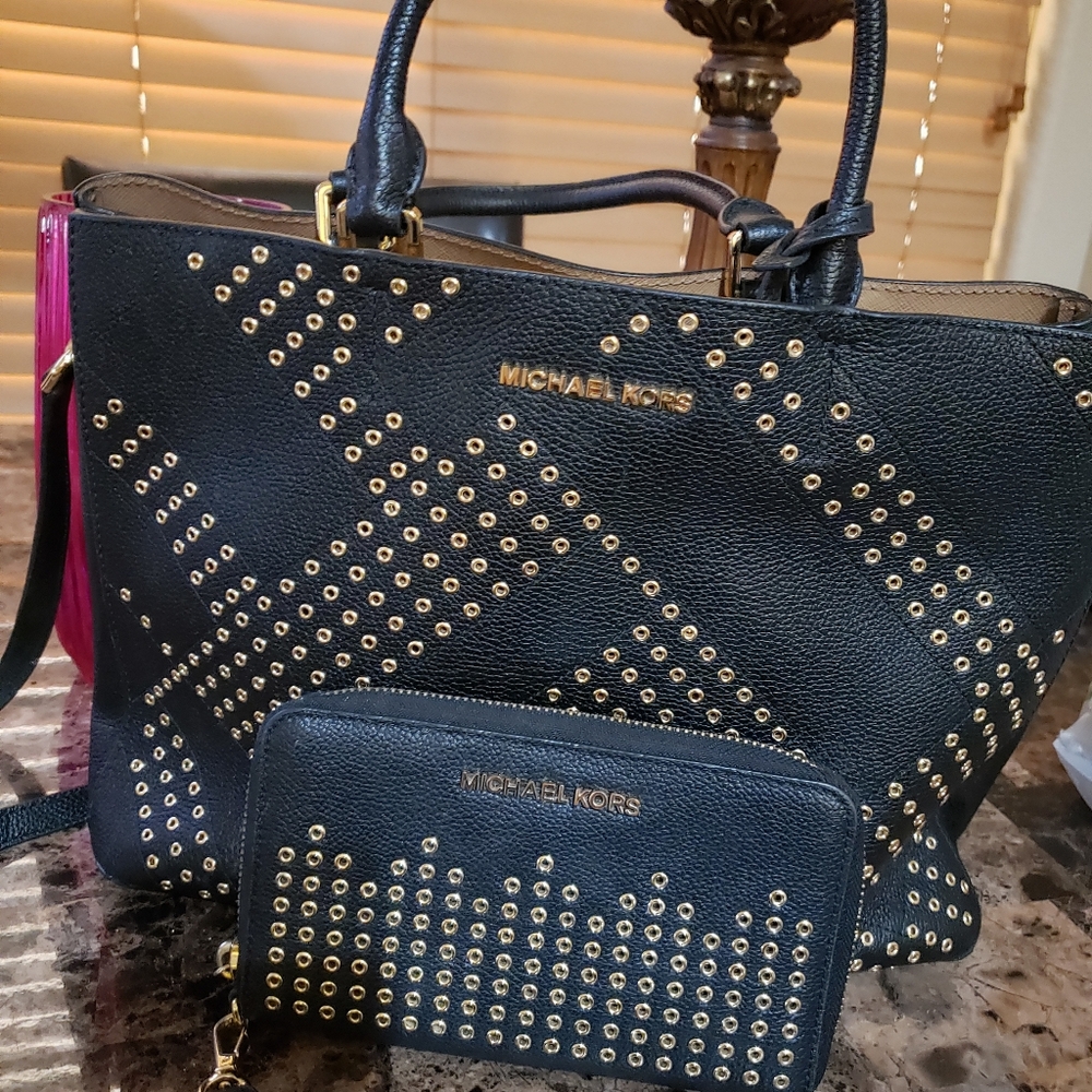 MK purse